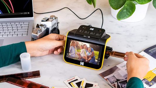 This Kodak Scanner Turns Old Film Into Digital Files