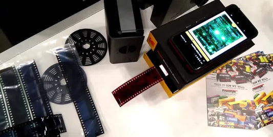 Best Slide Viewers 2023: to see an enlarged, illuminated view of it