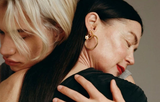 MOTHER, Mere, Mai, Mon, Man, Mamma, Mom, Mutter, Mamae, MOM