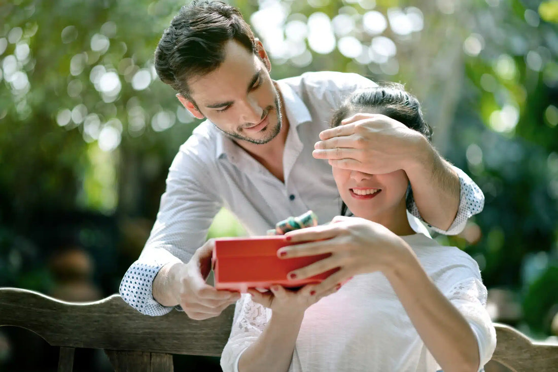 Top 30 Best High Tech Gifts for Valentine's Day in 2023