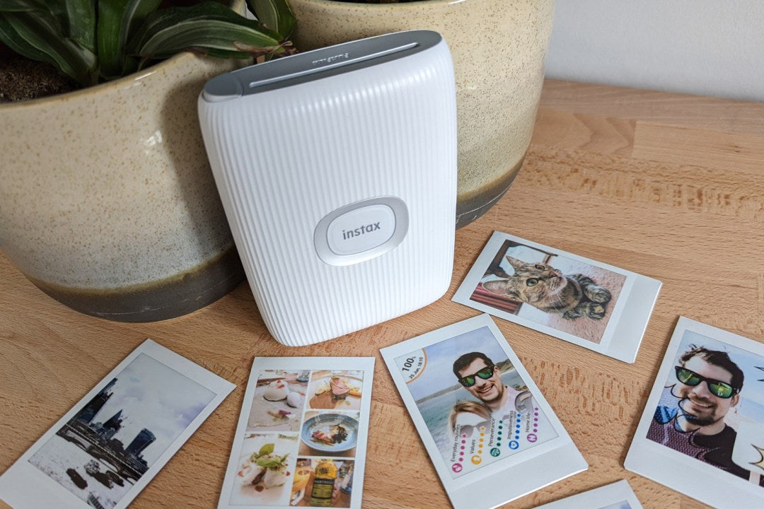 The Best Mini Projectors for iPhones