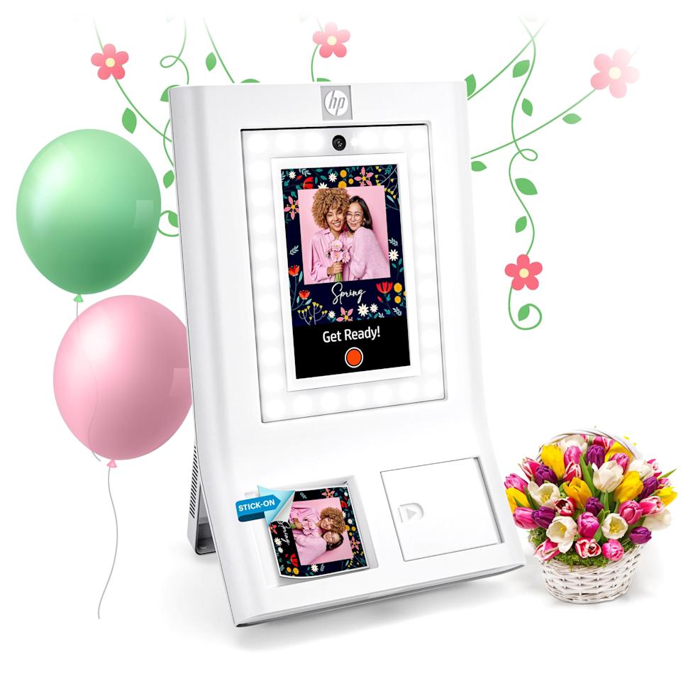 These gifts are guaranteed to impress your picky teenage daughter, according to a mom