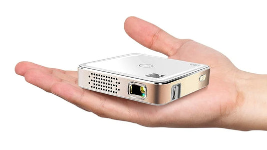 8 Sleek Minimalist Gadgets That Can Fit In Your Pocket
