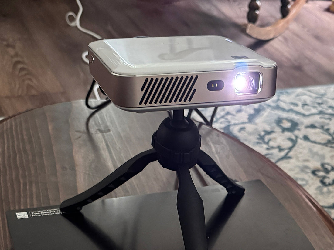 Kodak LUMA 500 FHD Ultra Smart Pico Projector review – Big image in a little package