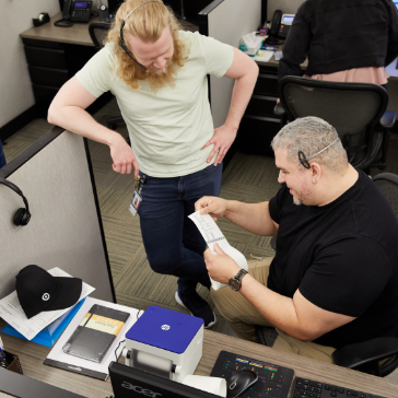 HP Shipping Label Printer on the work table